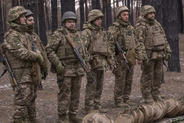 Военнослужащие ВСУ